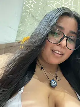 Snapshot of virginbrunette99 chatting on July 13, 2026, 6:02 am virginbrunette99 online show from July 13, 2026, 6:02 am