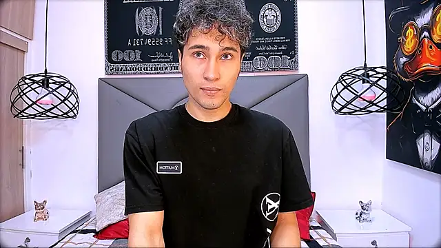 Snapshot of buddy_whitte chatting on December 17, 2025, 12:10 pm buddy whitte online show from December 17, 2025, 12:10 pm