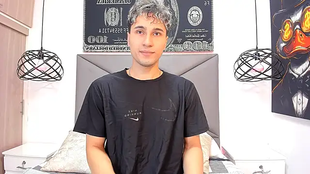 Snapshot of buddy_whitte chatting on November 11, 2025, 11:49 am buddy whitte online show from November 11, 2025, 11:49 am