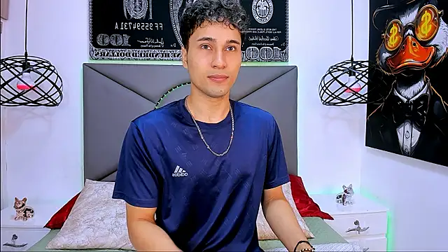 Snapshot of buddy_whitte chatting on February 9, 2026, 12:58 pm buddy whitte online show from February 9, 2026, 12:58 pm