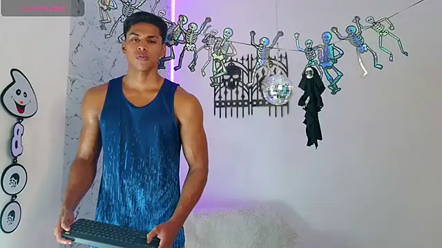 Snapshot of ken__owens chatting on October 17, 2025, 1:20 am ken owens online show from October 17, 2025, 1:20 am