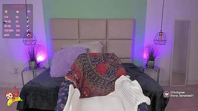 annabananas01 online show from September 16, 2025, 2:29 pm