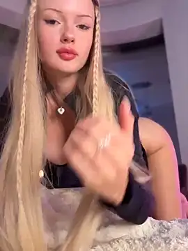 AngelicaaHeaven online show from September 12, 2025, 10:42 pm