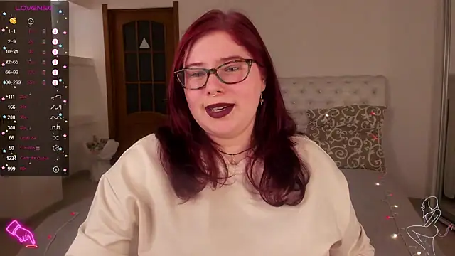 Lily lu one online show from March 21, 2025, 8:40 pm