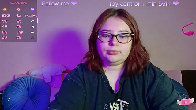 Lily lu one online show from September 21, 2025, 5:29 pm