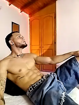 Snapshot of morenosiam chatting on November 23, 2025, 1:59 am morenosiam online show from November 23, 2025, 1:59 am