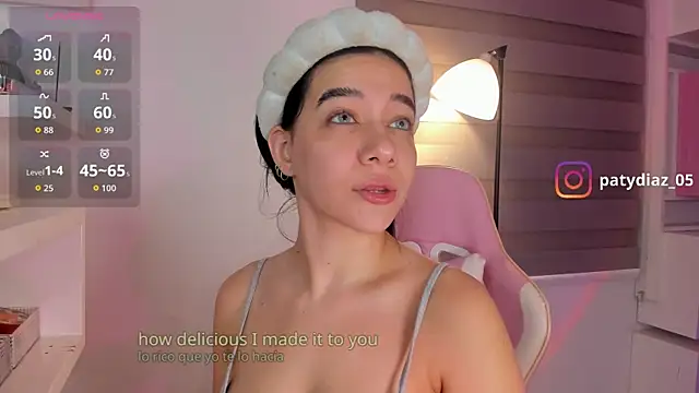 MiiaParker6972 online show from May 9, 2026, 12:36 am