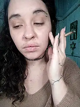 Fellyna online show from November 2, 2025, 3:50 pm