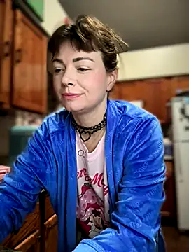 Snapshot of NaughtyLittleVeteran chatting on November 26, 2025, 9:20 am NaughtyLittleVeteran online show from November 26, 2025, 9:20 am