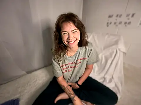 Snapshot of NaughtyLittleVeteran chatting on October 22, 2025, 7:52 am NaughtyLittleVeteran online show from October 22, 2025, 7:52 am