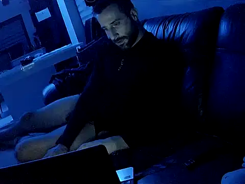 Snapshot of gryzoon chatting on October 9, 2025, 12:33 am gryzoon online show from October 9, 2025, 12:33 am