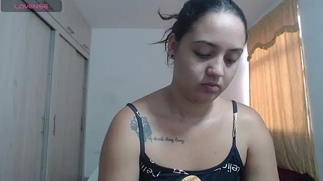 Anthonela Queen online show from September 12, 2025, 12:49 pm