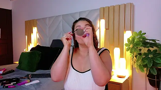 Anaise latif online show from October 2, 2025, 11:35 am