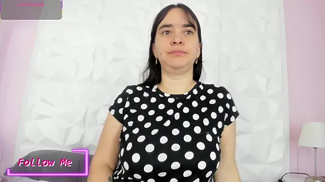 Snapshot of Valeriagomez_ chatting on November 28, 2025, 12:05 pm Valeriagomez online show from November 28, 2025, 12:05 pm