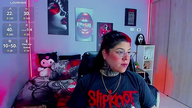 Veronika metal online show from November 4, 2025, 8:40 am