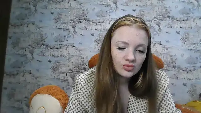 Snapshot of Eveline_May chatting on September 22, 2025, 2:23 pm Eveline May online show from September 22, 2025, 2:23 pm