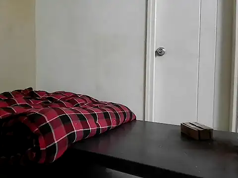 fitbuddy1 online show from October 25, 2025, 2:17 pm