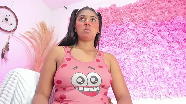 Snapshot of Melodymoore_ chatting on January 15, 2026, 10:13 pm Melodymoore online show from January 15, 2026, 10:13 pm