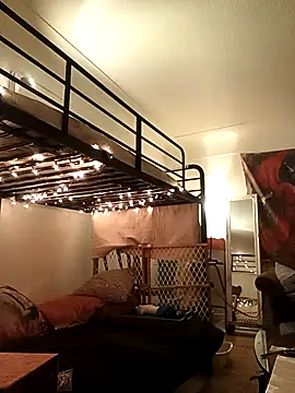 Snapshot of Foxxyhoneypott chatting on March 1, 2026, 3:39 am Foxxyhoneypott online show from March 1, 2026, 3:39 am