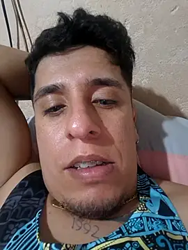 Snapshot of frankli2681 chatting on February 26, 2025, 5:03 am frankli2681 online show from February 26, 2025, 5:03 am