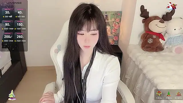 Milla-z online show from December 15, 2025, 10:32 am