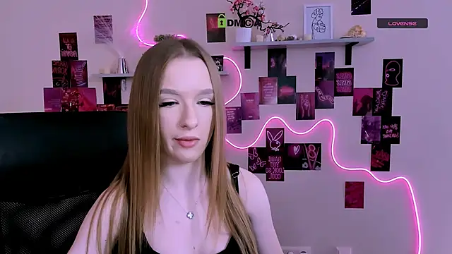 Snapshot of doll_vey chatting on May 8, 2026, 9:02 am doll vey online show from May 8, 2026, 9:02 am