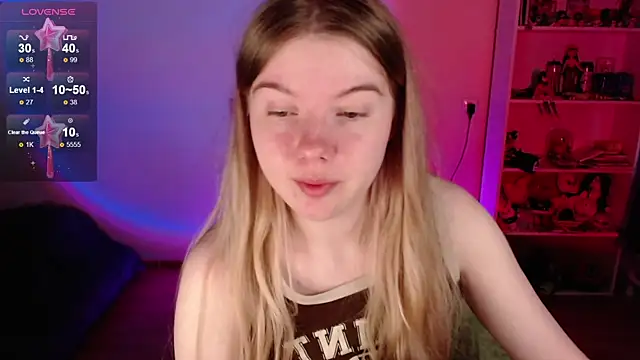 Strawberry juli online show from May 30, 2026, 1:12 am