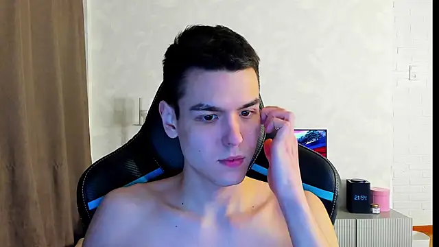 TravisRevas online show from March 13, 2025, 6:56 pm