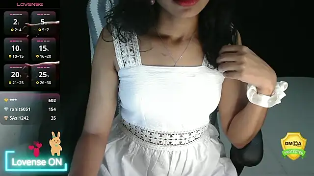 fullmoan online show from October 24, 2025, 8:19 pm