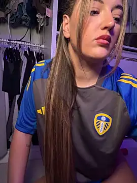 MissMaisiex online show from February 10, 2026, 7:35 pm