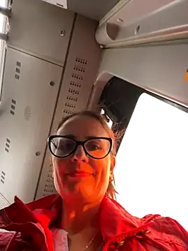 NataKitten online show from October 27, 2025, 2:51 pm