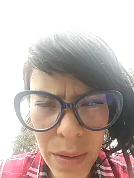 Snapshot of Ali3Martin chatting on March 21, 2025, 6:29 pm Ali3Martin online show from March 21, 2025, 6:29 pm