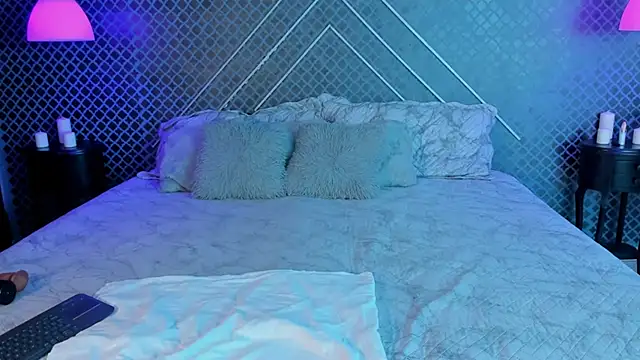 Aleja bloom online show from September 25, 2025, 11:49 am