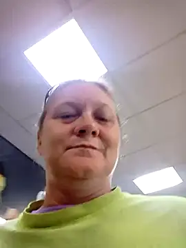 wetnwildforyou online show from November 4, 2025, 5:39 pm