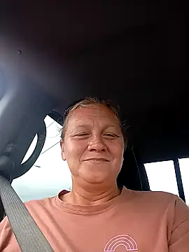 wetnwildforyou online show from November 6, 2025, 5:50 pm