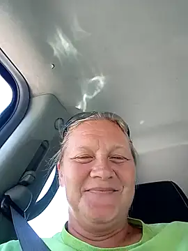 wetnwildforyou online show from October 24, 2025, 4:17 pm