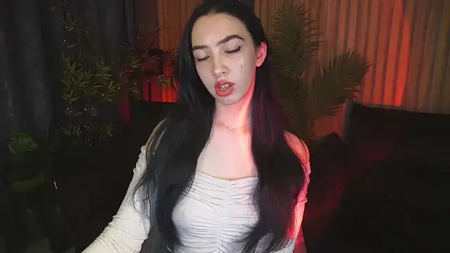 WildKittenX  online show from November 14, 2025, 6:50 am