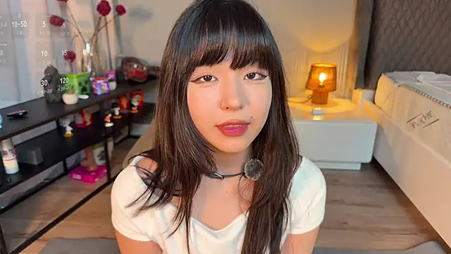 Snapshot of melana_love chatting on November 2, 2025, 12:10 pm melana love online show from November 2, 2025, 12:10 pm