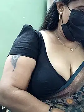 Snapshot of abinaya26 chatting on February 1, 2026, 7:17 am abinaya26 online show from February 1, 2026, 7:17 am