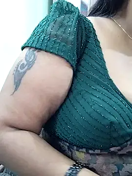 Snapshot of abinaya26 chatting on February 6, 2026, 6:53 am abinaya26 online show from February 6, 2026, 6:53 am