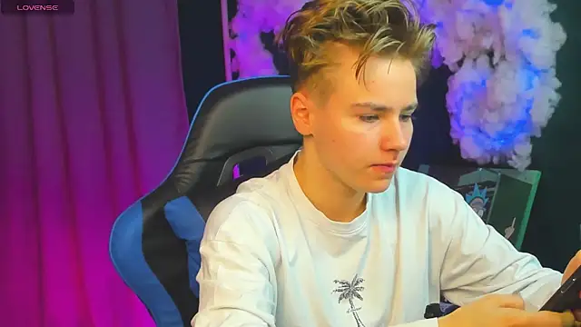 Jean Wilsons online show from November 21, 2025, 11:20 am