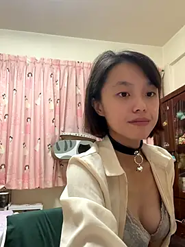 Snapshot of ladypaggy chatting on November 16, 2025, 6:01 pm ladypaggy online show from November 16, 2025, 6:01 pm