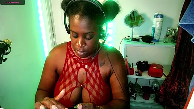 lovelyenigma365 online show from January 16, 2026, 6:23 pm
