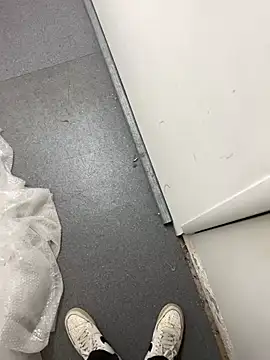 Snapshot of GreekDaddyNickOfficial chatting on March 20, 2025, 5:04 pm GreekDaddyNickOfficial online show from March 20, 2025, 5:04 pm