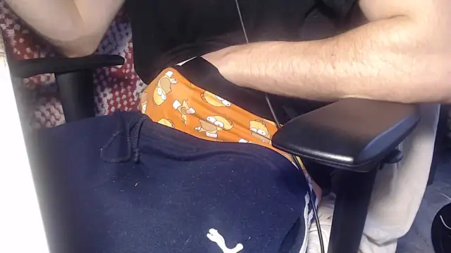 Snapshot of GreekDaddyNickOfficial chatting on October 21, 2025, 10:47 am GreekDaddyNickOfficial online show from October 21, 2025, 10:47 am