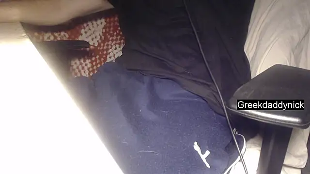 Snapshot of GreekDaddyNickOfficial chatting on October 20, 2025, 9:04 pm GreekDaddyNickOfficial online show from October 20, 2025, 9:04 pm