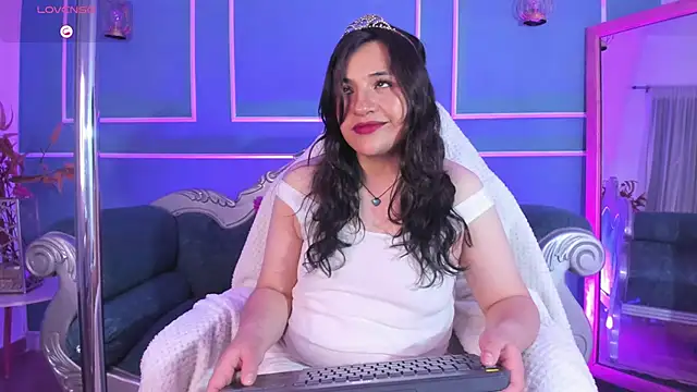 Snapshot of TaraTaylorr chatting on September 21, 2025, 2:39 am TaraTaylorr online show from September 21, 2025, 2:39 am