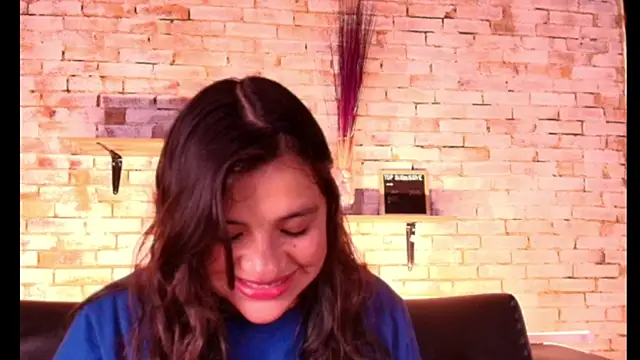 Snapshot of TaraTaylorr chatting on September 21, 2025, 10:48 pm TaraTaylorr online show from September 21, 2025, 10:48 pm