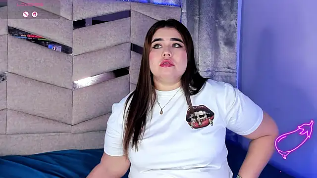 Snapshot of MadissonLee__ chatting on February 5, 2026, 10:16 pm MadissonLee online show from February 5, 2026, 10:16 pm