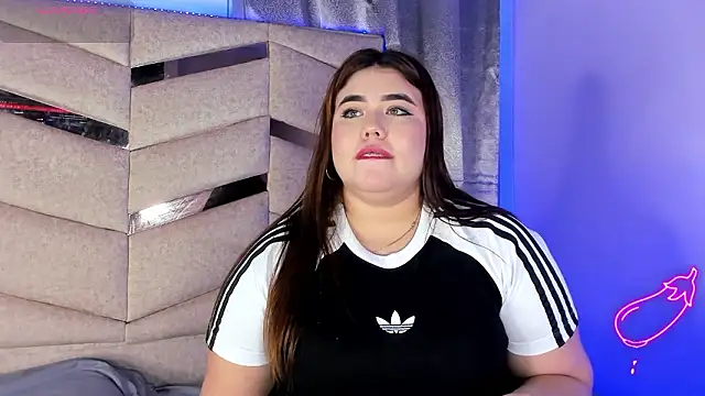 MadissonLee   online show from March 6, 2026, 8:37 pm